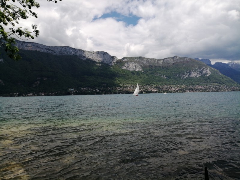 lac annecy mai 19 nm3-min.jpg